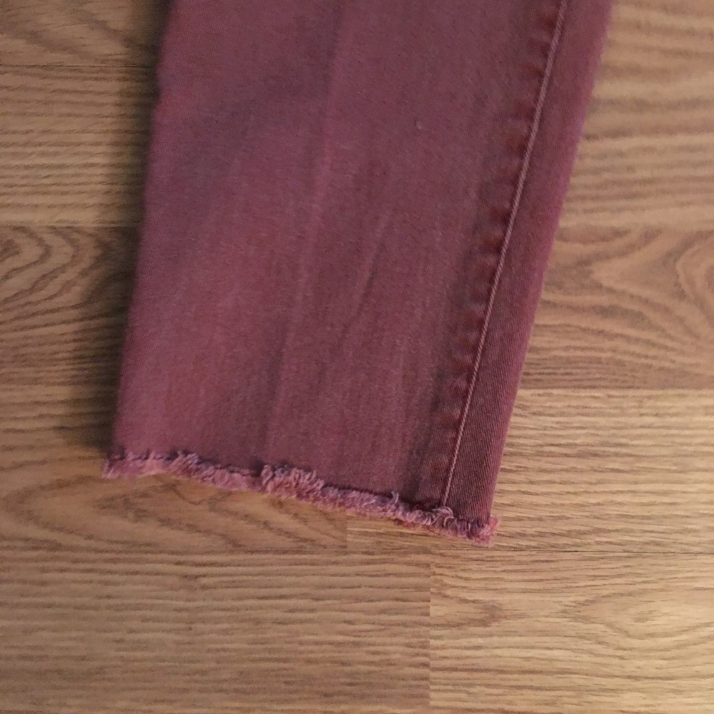 Scoop Crop Strayed Frayed Edge Jeans: Size 2 - Picture 10 of 12